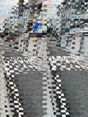 Bán nhà chính chủ