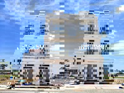 Chính Chủ Bán Đất gần Vsip 2, Đại Học Cổng Xanh Giá 900 triệu/ nền SHR