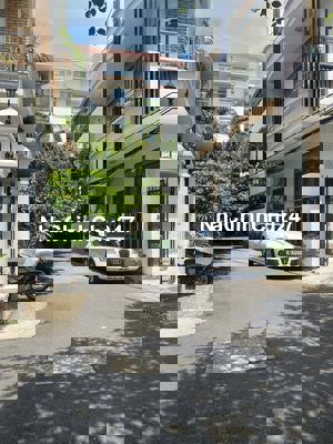 CHÍNH CHỦ BÁN NHÀ ĐƯỜNG THẢO ĐIỀN, LÀNG BÁO CHÍ, 10*11m, 30 TỶ