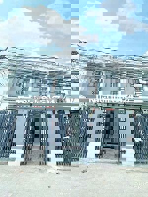 Chính chủ bán gấp căn nhà 1 trệt 1 lầu 4x10 giá 795tr