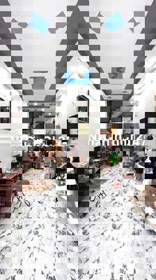 NGỘP BANK - Chính chủ 1 đời 64M2 4 Tầng/4pn - Ô TÔ NGỦ TRONG NHÀ!