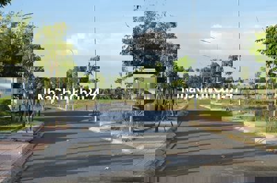 Chính chủ cần bán lô đất Đức Hòa gần Vin, sổ riêng sang tên ngay