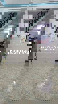 nhà gần ngã tư ga Q12 1 trệt 1 lầu hẻm xe hơi sổ Hồng chính chủ