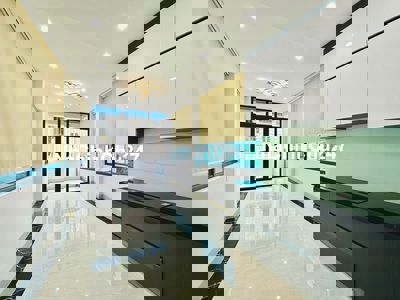 CHÍNH CHỦ CẦN BÁN GẤP, NHÀ ĐẸP PHÚ DIỄN, OTO TRÁNH, THÁNG MÁY