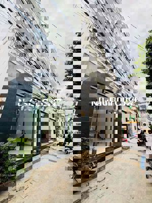 Chính chủ cần bán nhà phố liền kề tại Khu phố 5, P. Thạnh Xuân, Quận 1