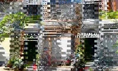 CHÍNH CHỦ BÁN GẤP NHÀ 1 TRỆT 1 LẦU 64m², HẺM XE HƠI 8M, SỔ HỒNG RIÊNG,