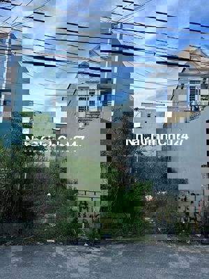 Chính chủ bán đất hẻm oto đường thông. 127m2 giá chỉ 34tr/m2