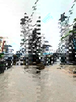 CHÍNH CHỦ BÁN NHÀ mới hoàn toàn, 35m2, tại long châu phường chương mỹ