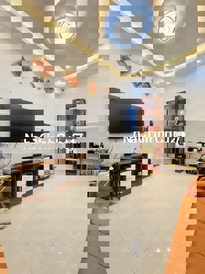 Chính chủ bán nhà, Huỳnh Văn Bánh,Phú Nhuận, Cần bán để chia tài sản