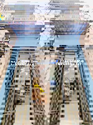 🔥🔥🔥Nhà bán chính chủ có sổ hồng 2 lầu gần các quận trung tâm🔥🔥🔥