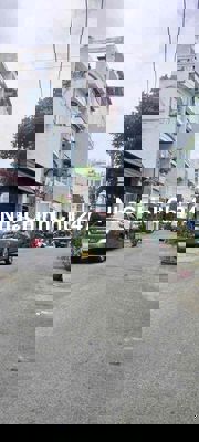 chính chủ cần bán gấp căn nhà cấp 4 dài 22