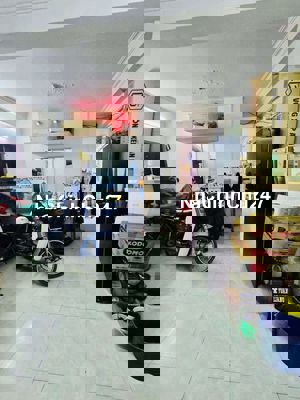 Bán nhà Tân Bình - chính chủ lâu năm - 3 tầng - dt 5 x 14 - 6 phòng