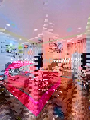 Nhà Giảm 2ty2, còn 9ty3, Gia chủ rất Ngộp Huỳnh văn Bánh HXH 5PN