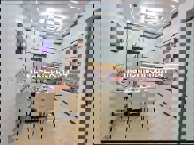 BÁN NHÀ ĐẸP 5 ngủ  PHỐ HỒNG MAI -FULL NỘI THẤT - sổ đỏ chính chủ