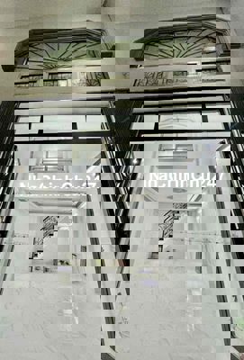 Chính chủ bán nhà hẻm gần chợ Bình Long, 4 xã