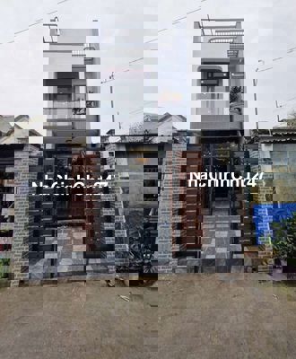 🆘CHÍNH CHỦ GỬI BÁN NHÀ XÂY MỚI,ĐƯỜNG DƯƠNG CÔNG KHI, GẦN UBX TÂN HIỆP