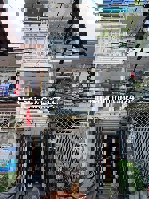 chính chủ cần bán nhà riêng đường Hoàng sa . Quận 3