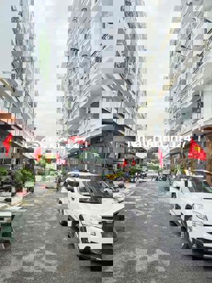 Chính chủ bán nhà 5 tầng khu phân lô Trần Thị Hè – Đường 10m – Giá chỉ