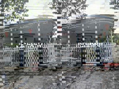 Nhà mới xây 240m2 giấy tờ đầy đủ ( chính chủ không qua cò₫