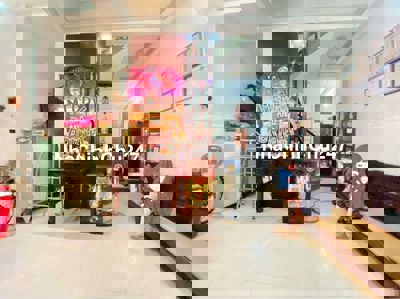 Phan Huy Ích - 5.6 x 11 - 2 Tầng - Nhà Chính Chủ - 5 Tỷ hơn TL