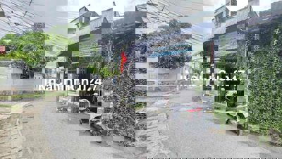 chính chủ bán nhà mặt tiền đường Cao Bá Quát gần chợ dĩ an