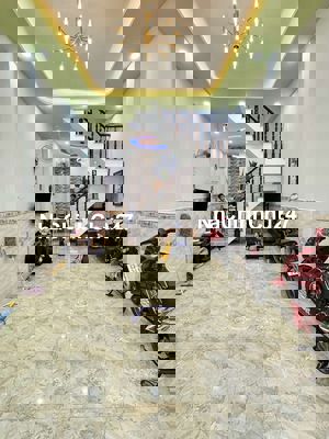 BÁN GẤP NHÀ MỚI Ở NGAY, CHỦ NGỢP BANK,40m2, chủ 5.15ty TL.