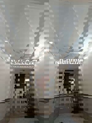 CHÍNH CHỦ - 119/9 BỜ BAO - 4X15 - 3 LẦU -ST- 4PN-4WC- GIÁ TỐT