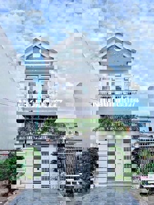 Chính chủ cần bán gấp căn nhà 1trệt 1lầu giá 970triệu