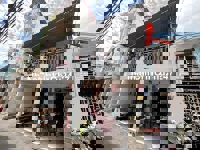 CHÍNH CHỦ ĐỜI ĐẦU_KẸT BÁN GẤP_HOÀN CÔNG ĐỦ_HẺM XE HƠI_CÁCH 3 CĂN MT