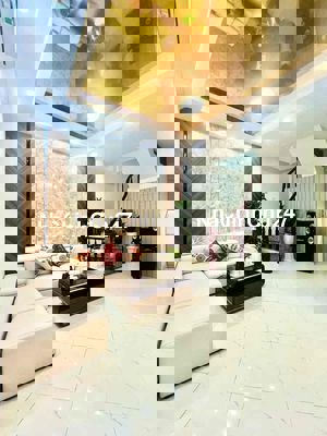 Chính Chủ Bán Nhà Trường Chinh , 8,85 tỷ, 41m2, 5 tầng, pháp lý đầy đủ