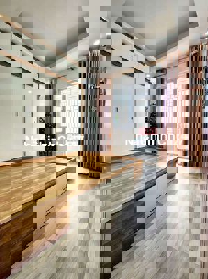 Chính chủ cần bán Ccmn Võ chí công -Tây hồ 48 -55m2 ,full đồ ,sổ hồng