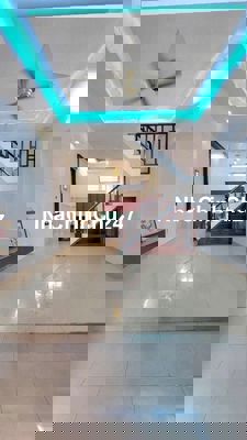 Chủ gửi bán gấp 
Nhà 3Tầng Hẻm xe hơi số đường Phường Hiệp Bình Chánh