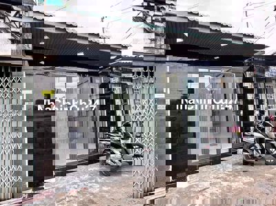 Tôi Chính Chủ cần bán nhà gần chợ thới tứ huyện hocmon hcm