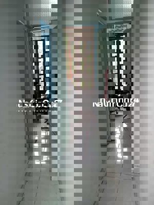 Mình chính chủ cần bán căn nhà ở Vĩnh Lộc a