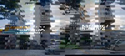 Chính chủ gởi bán đất mặt tiền Trường Sa gần biển, Resort Marriott