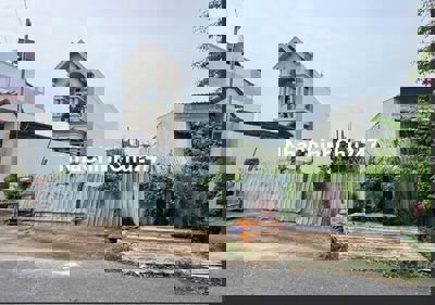 Chính chủ bán đất mặt tiềnDX 059 PhúMỹ gần chợ ,trường học 248m2 tc120