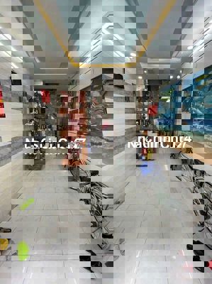 Chính chủ cần bán nhà hẻm thái phiên Q11