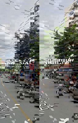 CHÍNH CHỦ NHÀ MẶT TIỀN CMT8 CÁCH NGÃ SÁU CHÙA BÀ 100M