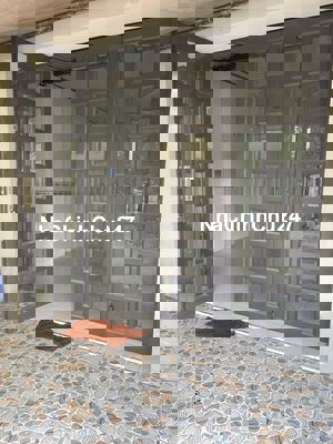 Nhà bán chính chủ, cách ngã 4 Ng.V.Linh + QL50 đúng 2km