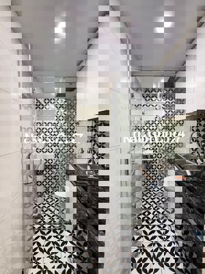 Chính chủ cần bán căn hộ 2pn, hơn 2 tỷ phố Lê Quý Đôn, Hai Bà Trưng