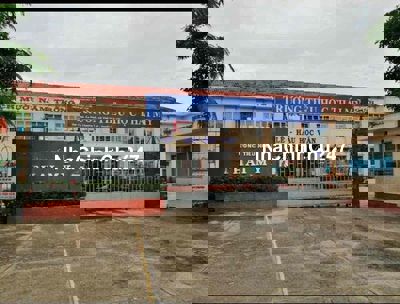 Chính chủ bán gấp Đất 185m2,SHR,MT nhựa 8m,giá 1ty xx,Trung Tâm TT