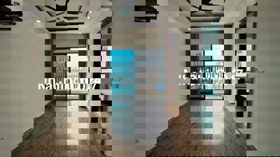 Chị gái chính chủ gửi bán CH tòa C1 323 Xuân Đỉnh, 74m2, 2N,2WC, 5.7tỷ