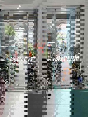 CHỦ GẤP BÁN NHÀ MẶT TIỀN ĐƯỜNG LÊ QUANG SUNG-