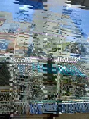 9 chủ cần bán nhà q10