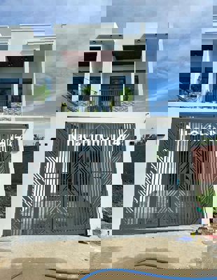 Chính Chủ Gửi Bán Gấp Căn Nhà Cực Đẹp Ngay Biên Hoà - Đường Đồng Khởi