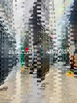 Chủ gửi bán nhà Hẻm 4m Tân phú đối diện Aeon, Đoàn giỏi