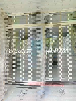 cần bán nhà chính chủ