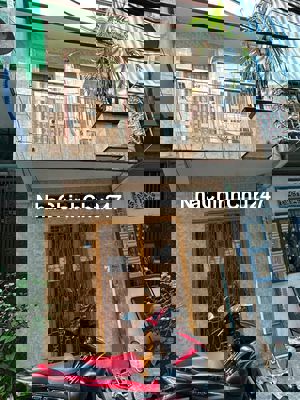 Chính Chủ Cần Bán gấp nhà Tại Nguyễn Văn Cừ, Phường 2, Quận 5,