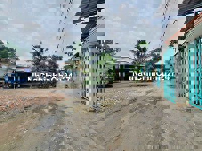 CHÍNH CHỦ CẦN BÁN NHANH LÔ ĐẤT GẦN TTYT DĨ AN. DT 57M. ĐƯỜNG 4M