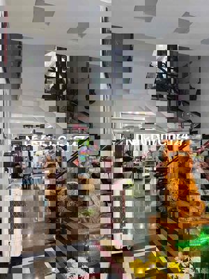 CHÍNH CHỦ CHUYỂN CÔNG TÁC BÁN NHANH NHÀ MẶT TIỀN ĐƯỜNG LÝ TRIỆN